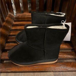 Old Navy Black Kids Boots